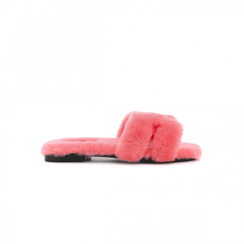 (image for) HERMES WOOLSKIN ORAN SANDALS ROSE DU DESERT