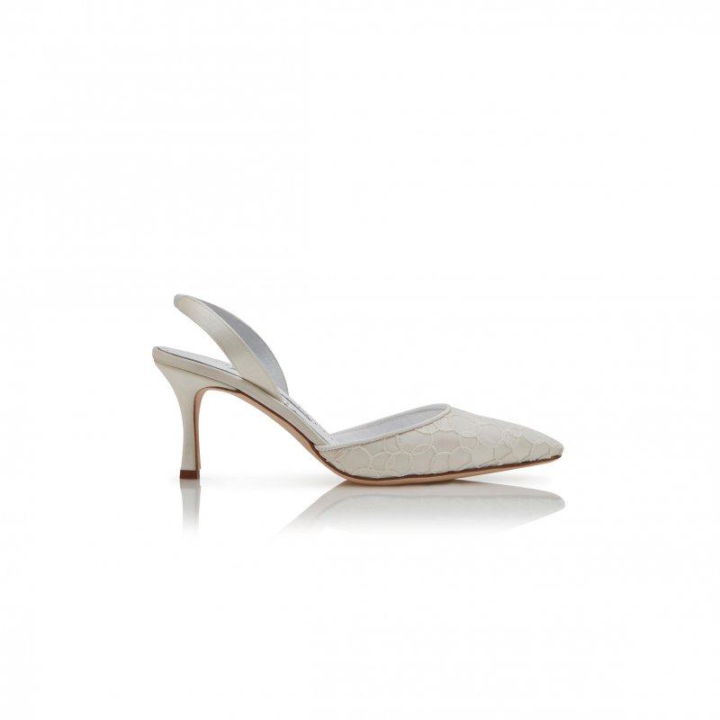 (image for) MANOLO BLAHNIK CAROLYNE 70 CREAM SATIN SLINGBACK PUMPS 324-2844-0011