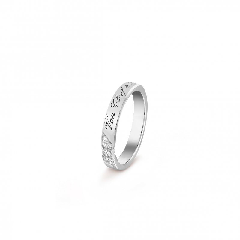 (image for) VAN CLEEF ARPELS TOUJOURS SIGNATURE ETOILES WEDDING BAND, 3 MM VCARP5YV00