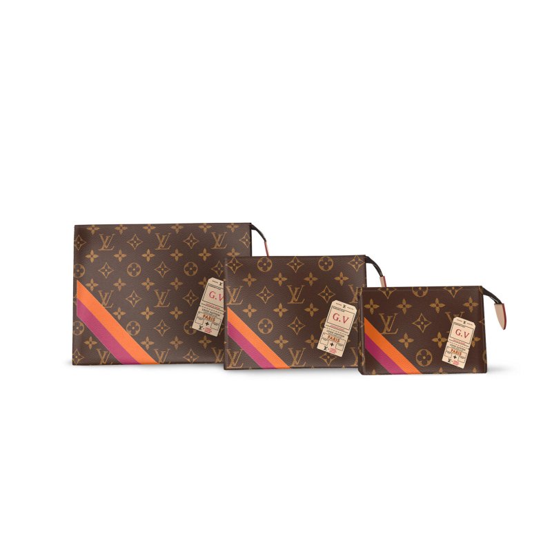 (image for) LOUIS VUITTON MASTER TRIO TOILET POUCH MON MONOGRAM P01952 (25*20*6cm)
