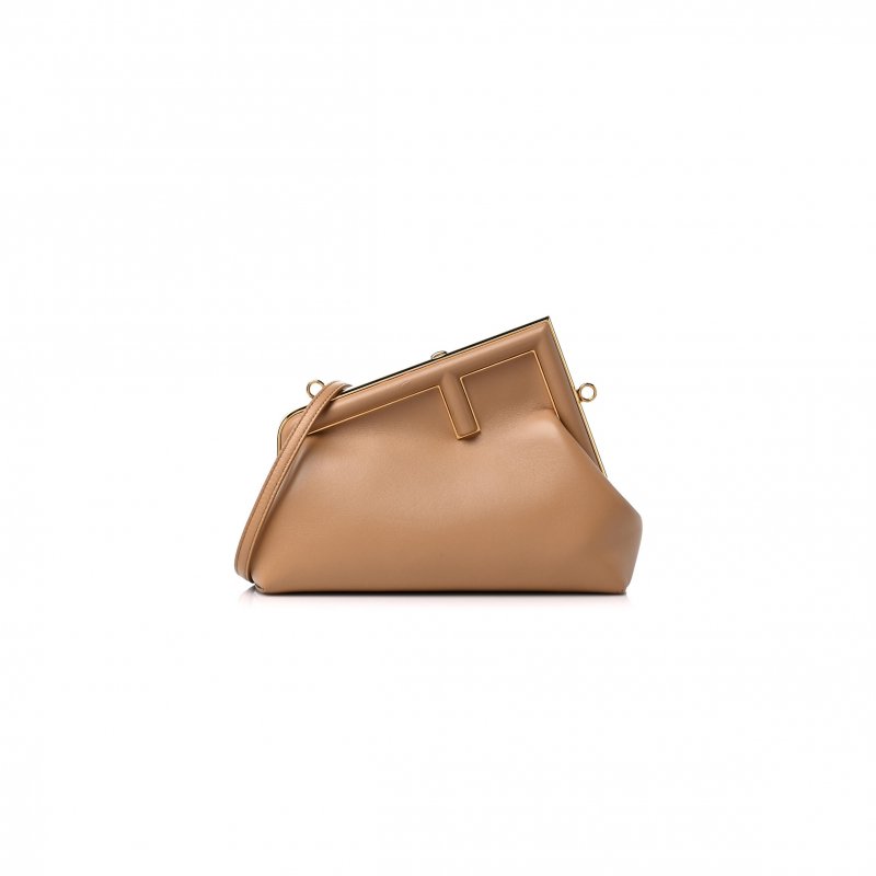 (image for) FENDI SHINY NAPPA SMALL FENDI FIRST SAND (26*18*9.5cm)